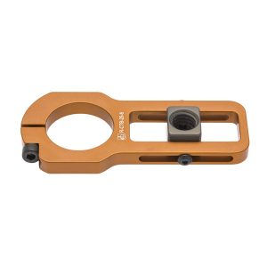 Wspornik zacisku napinanego M8 do użycia ze słupkami o śr. 25,6 mm